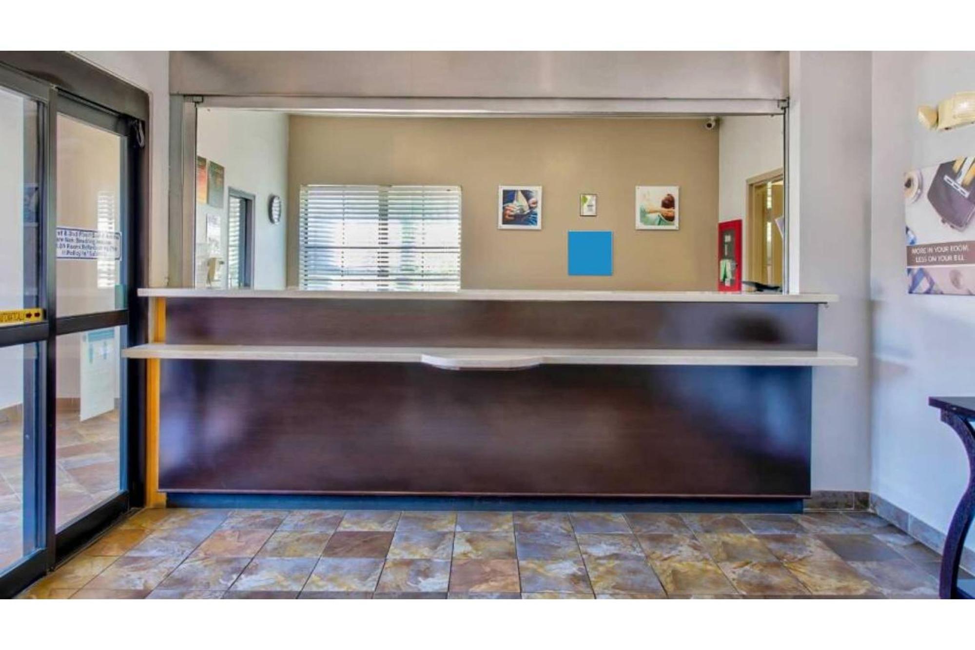 فندق Oyo Townhouse Beaumont Medical Center Area المظهر الخارجي الصورة